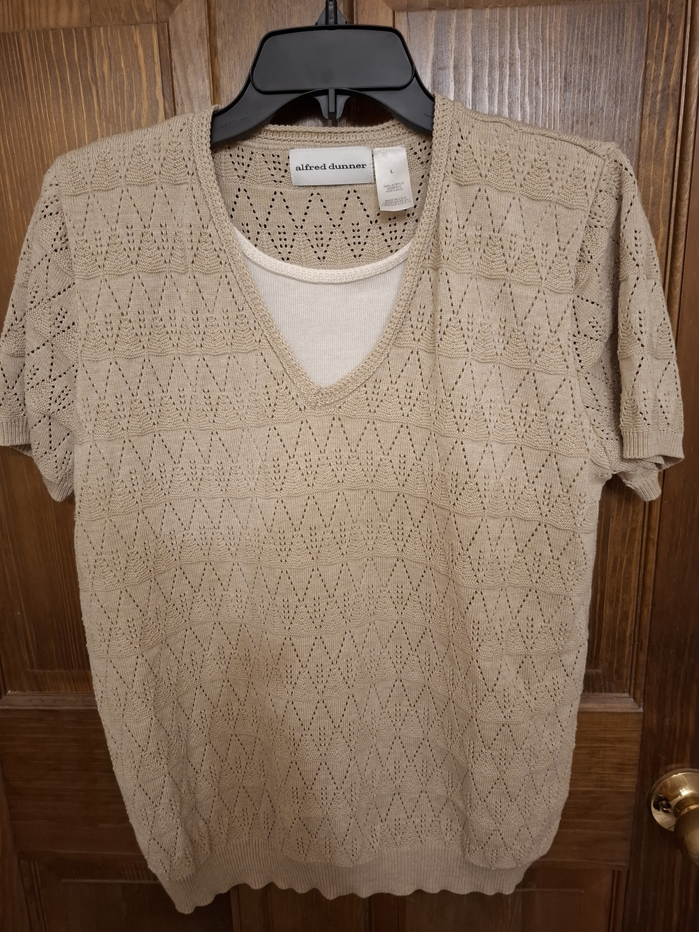 Alfred Dunner Beige Taupe Openwork V-Neck Short Sleeve Knit Top